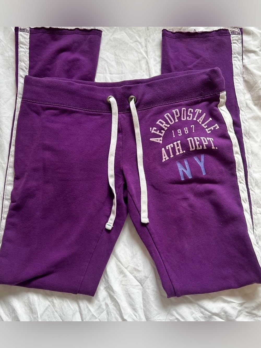 Aeropostale Purple Jogger Sweatpants with White Stripes